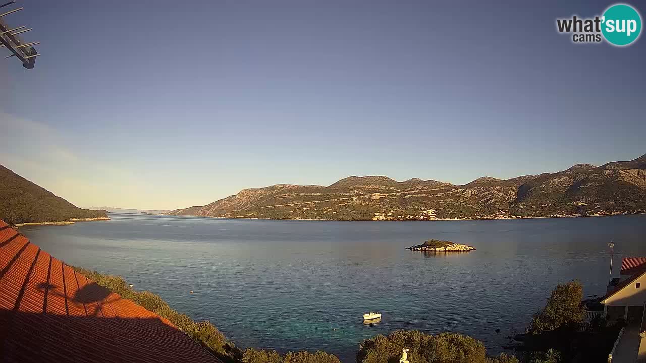 Live Korčula webcam – Tri Žala