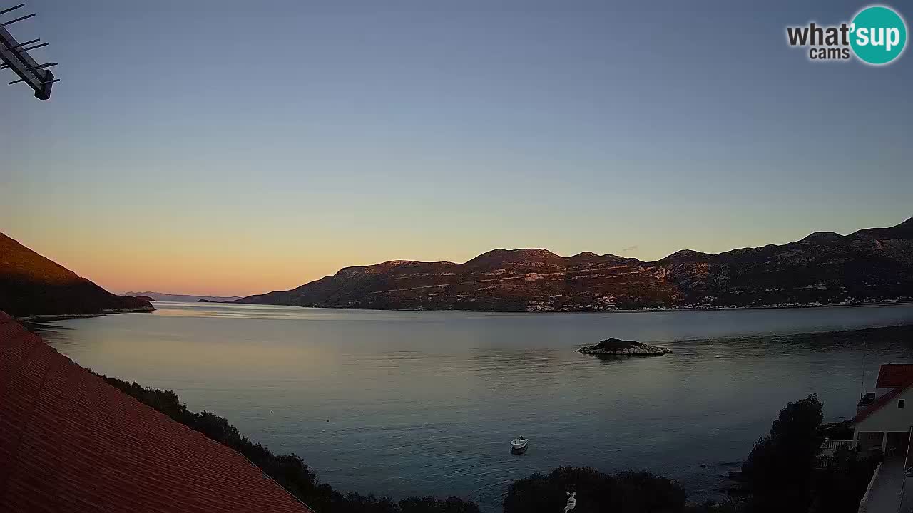 Korčula live webcam – Tri Žala panorama verso Pelješac