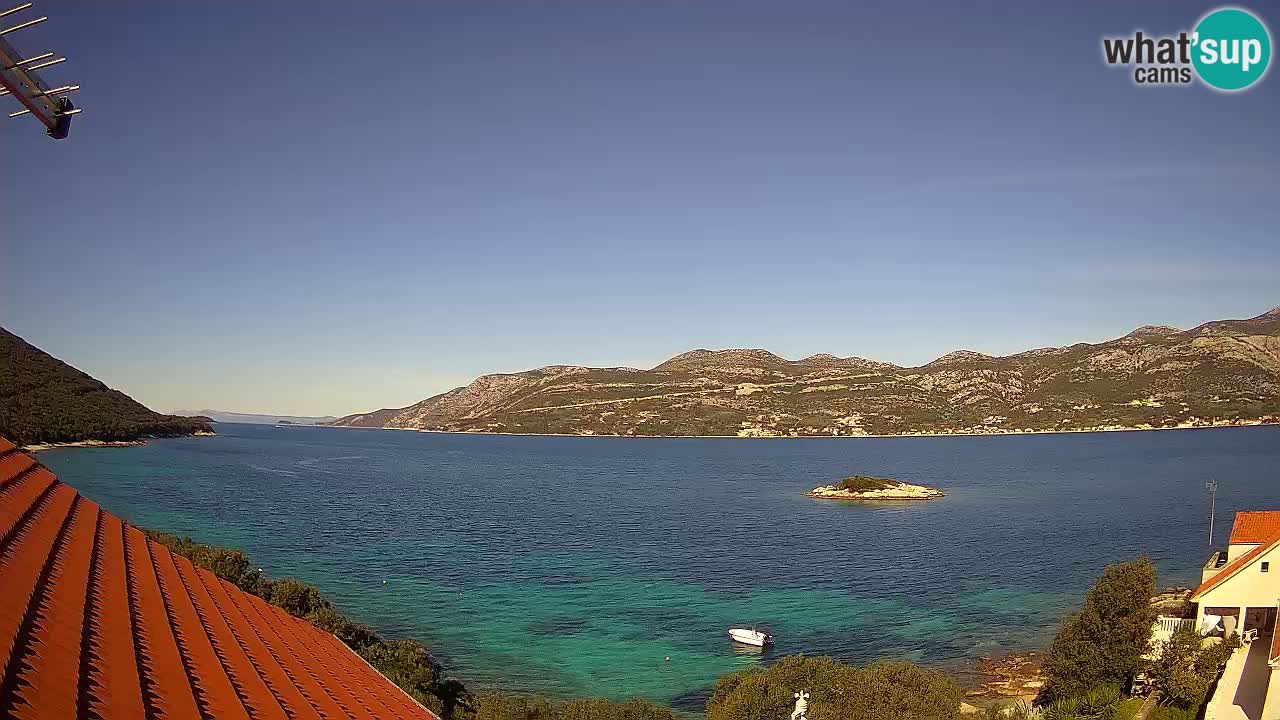 Korčula spletna kamera v živo – Tri Žala pogled na Pelješac