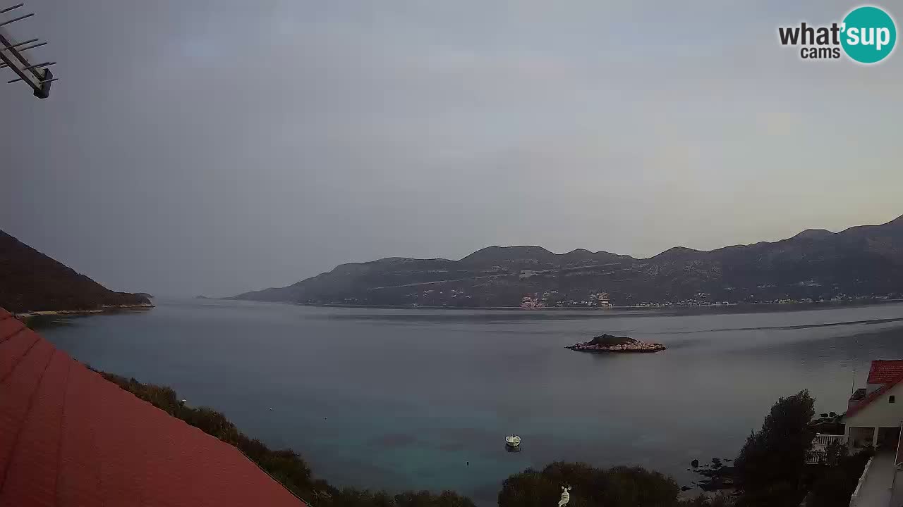 Live Korčula webcam – Tri Žala