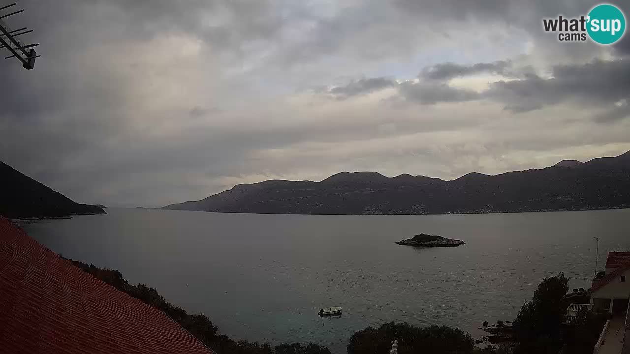 Live Korčula webcam – Tri Žala