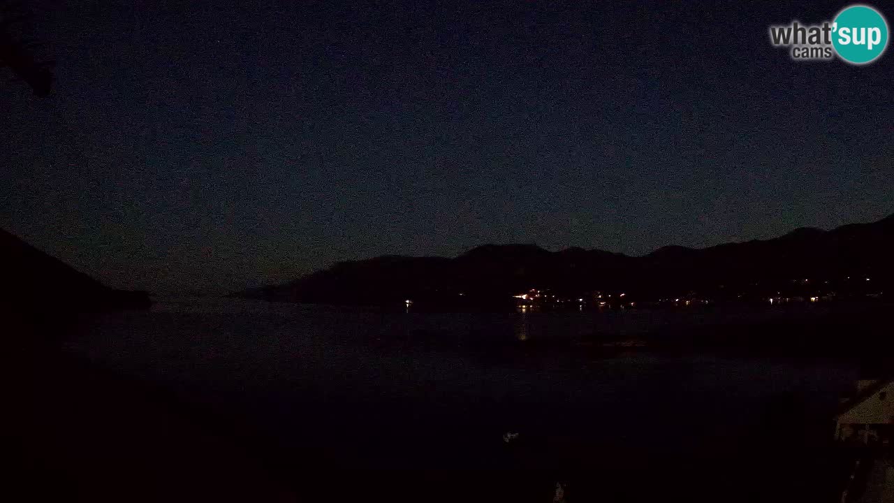 Korčula spletna kamera v živo – Tri Žala pogled na Pelješac