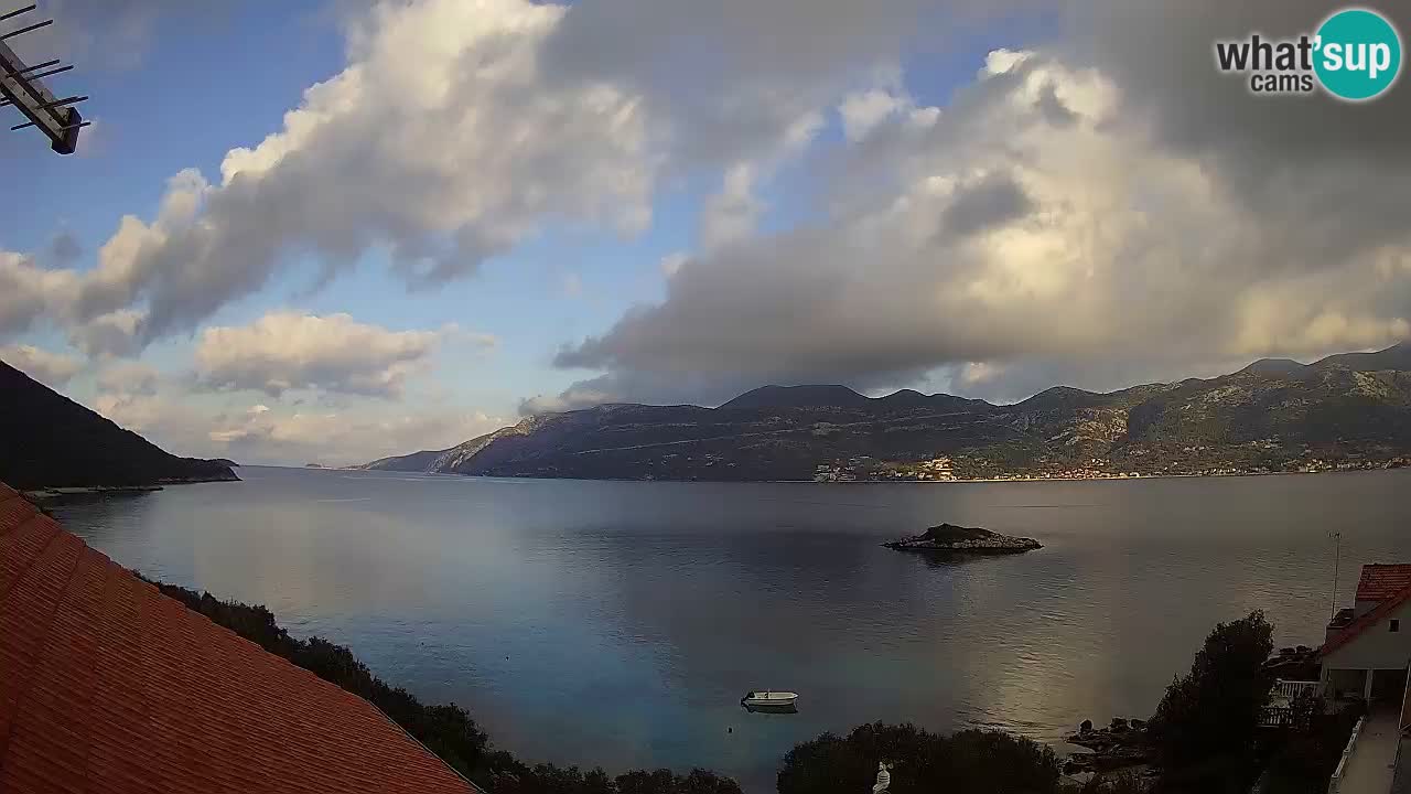 Live Korčula webcam – Tri Žala