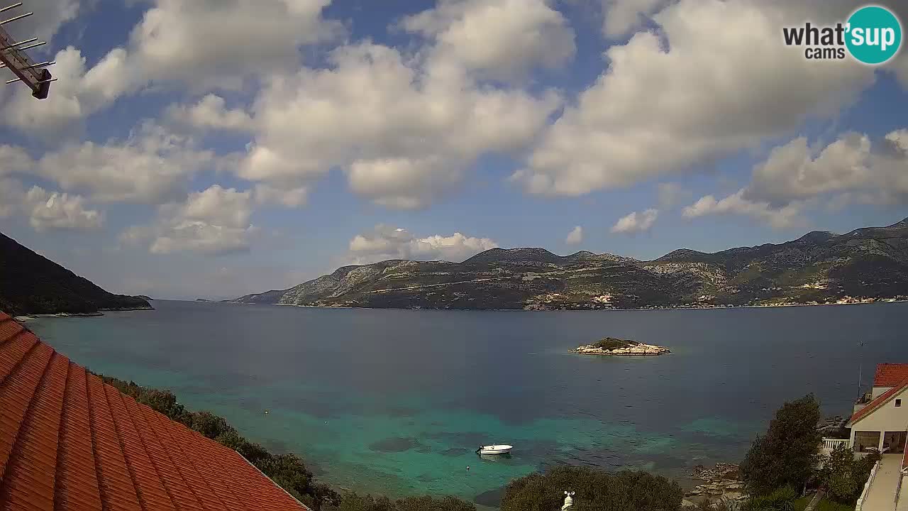 Korčula spletna kamera v živo – Tri Žala pogled na Pelješac