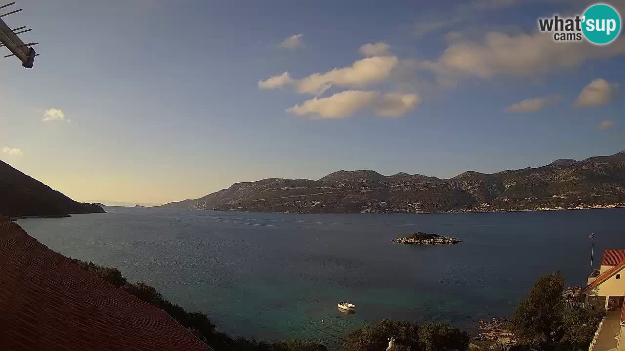 Live Korčula webcam – Tri Žala