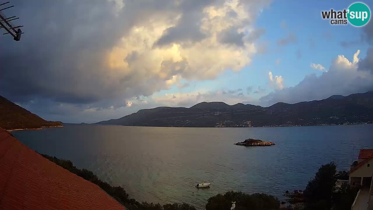 Live Korčula webcam – Tri Žala