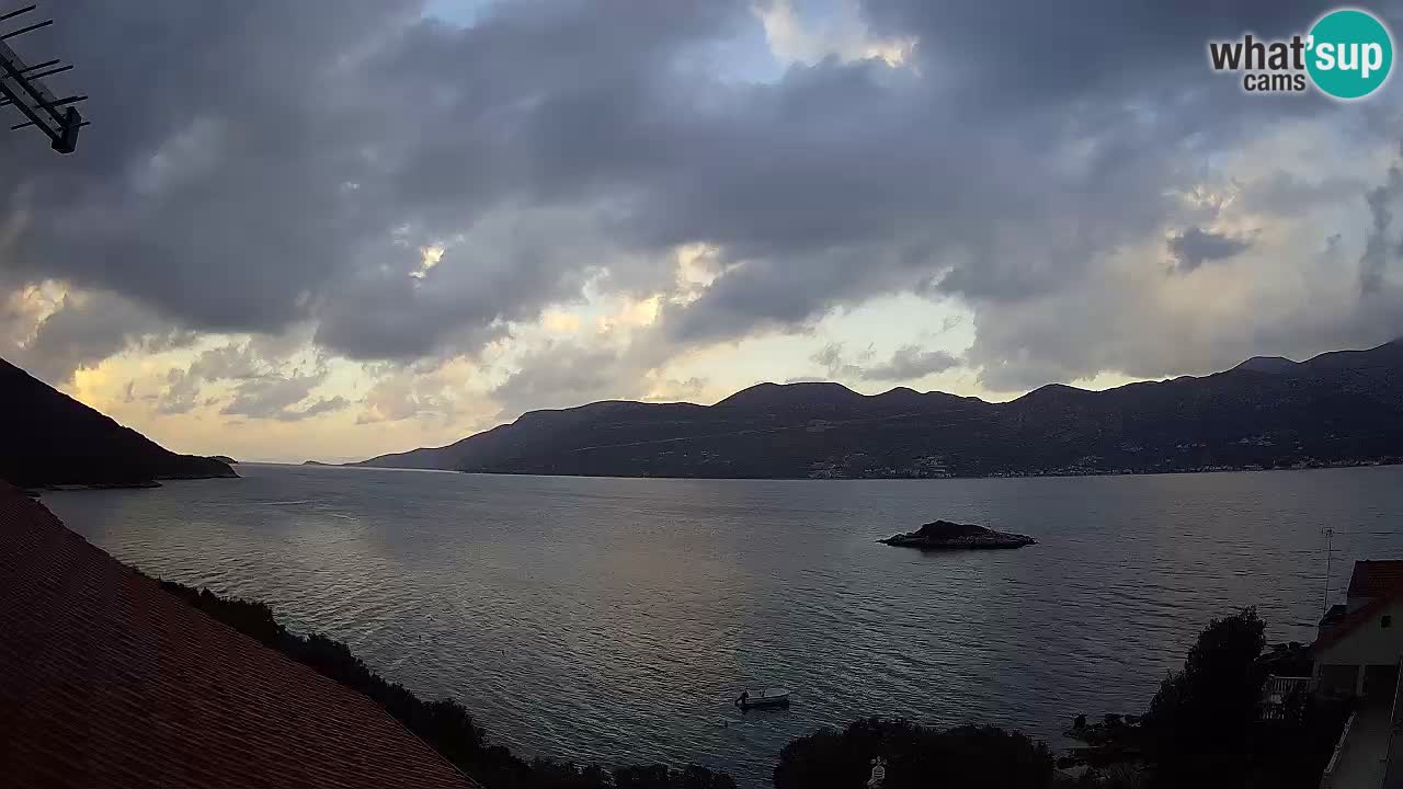 Live Korčula webcam – Tri Žala
