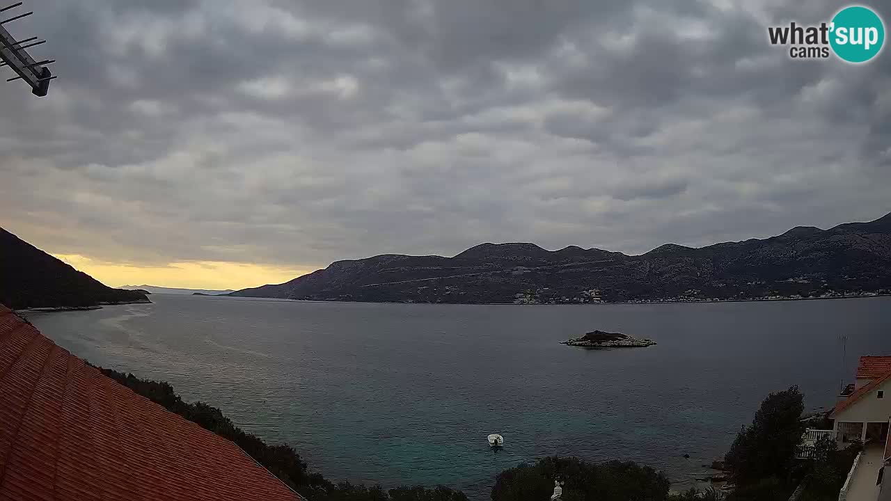 Korčula live webcam – Tri Žala panorama verso Pelješac