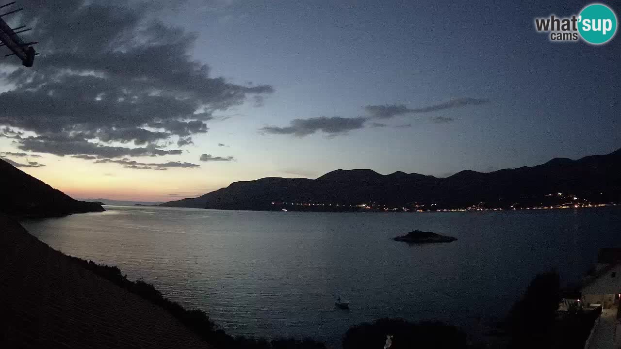 Live Korčula webcam – Tri Žala
