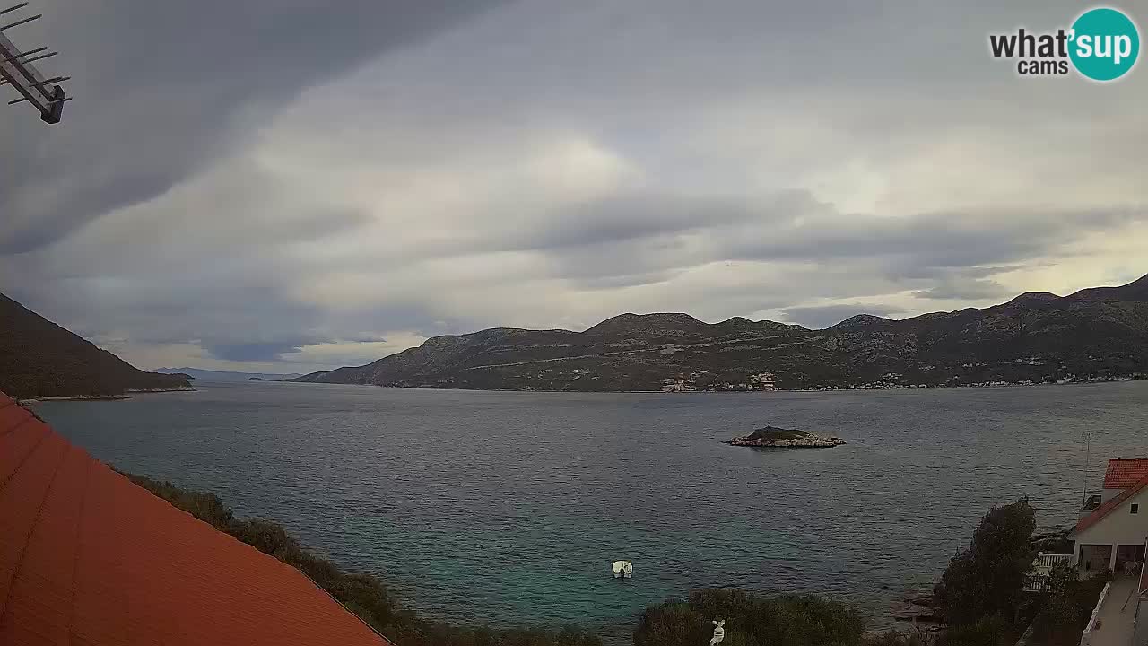 Korčula live webcam – Tri Žala panorama verso Pelješac