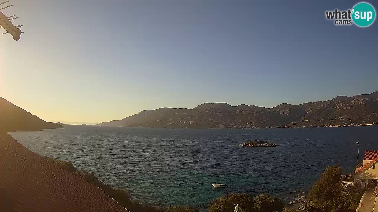 Live Korčula webcam – Tri Žala