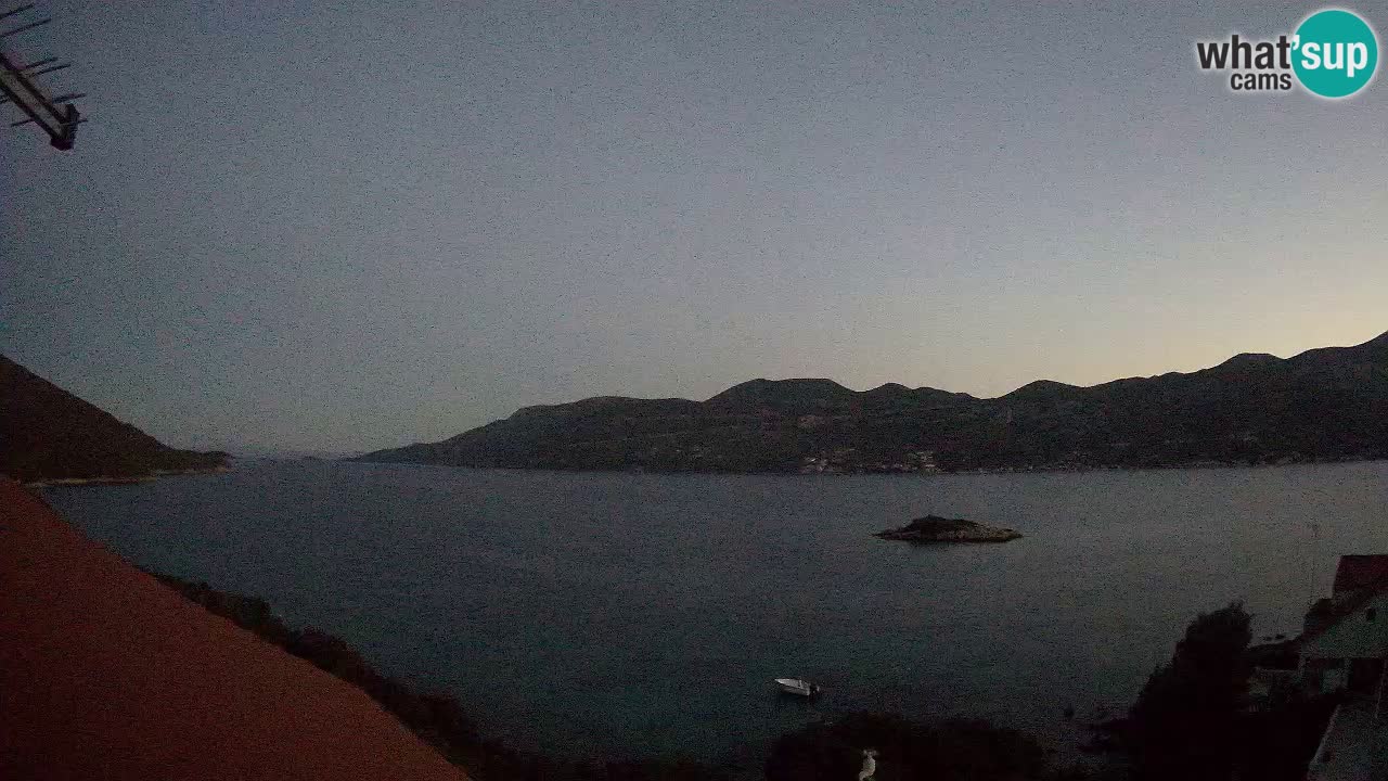 Live Korčula webcam – Tri Žala