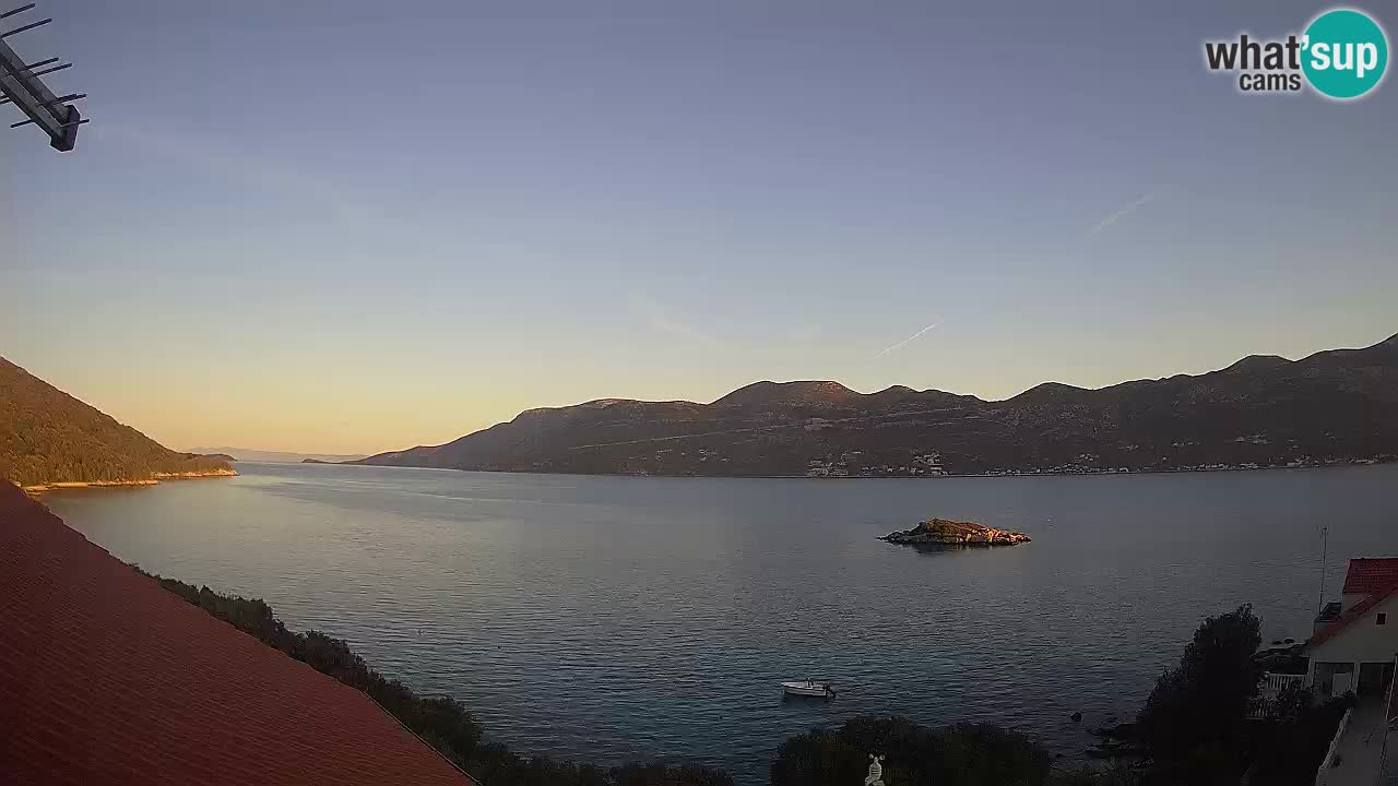 Live Korčula webcam – Tri Žala