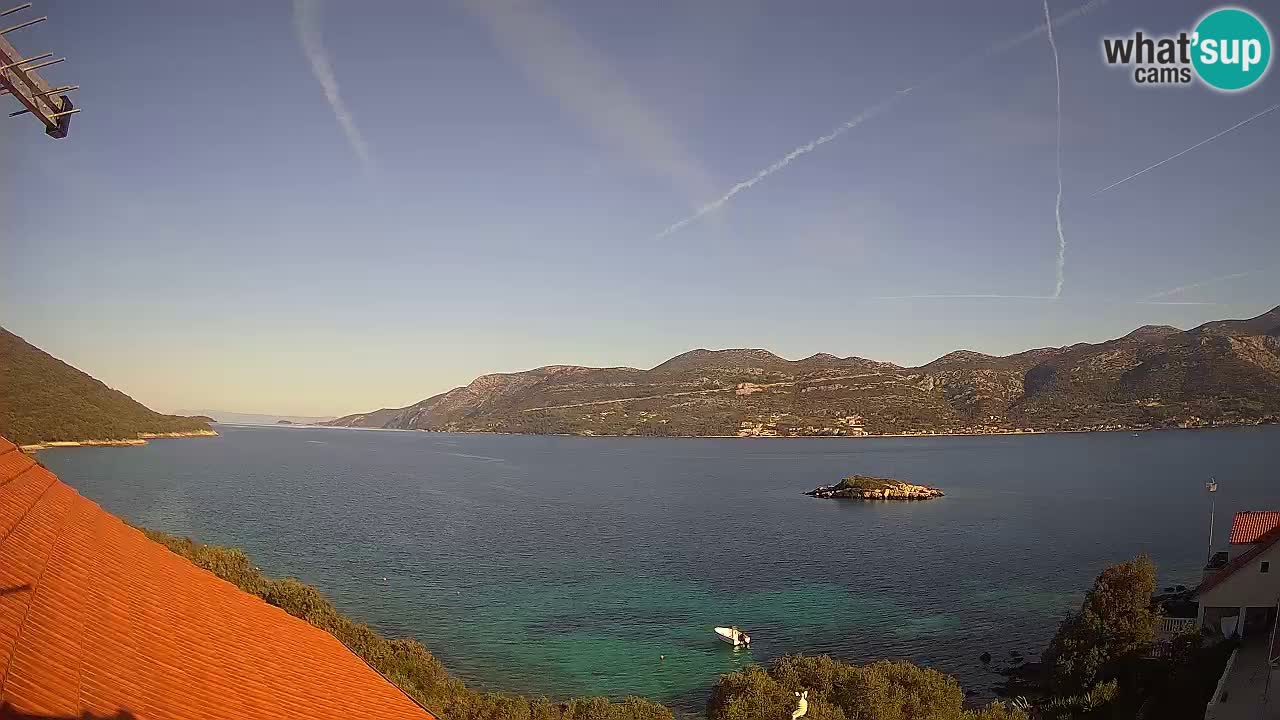 Korčula live webcam – Tri Žala panorama verso Pelješac