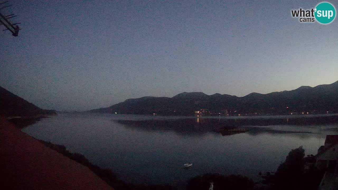 Live Korčula webcam – Tri Žala
