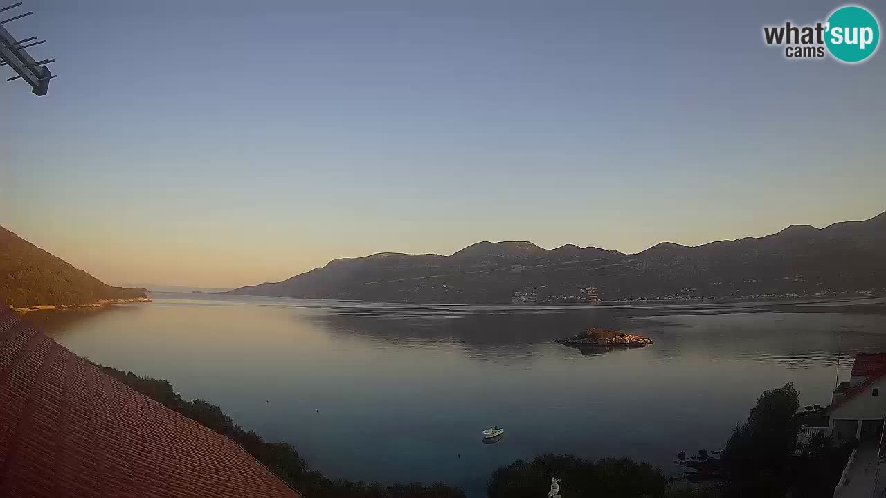 Korčula live webcam – Tri Žala panorama verso Pelješac