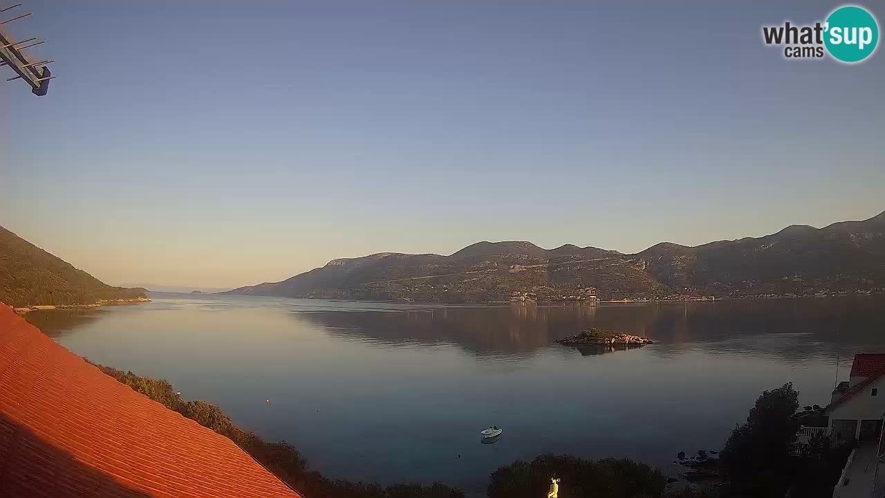 Live Korčula webcam – Tri Žala