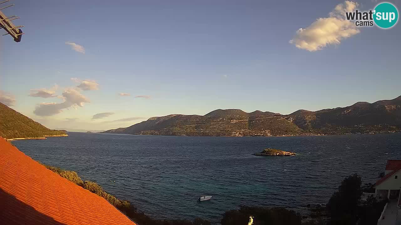 Live Korčula webcam – Tri Žala