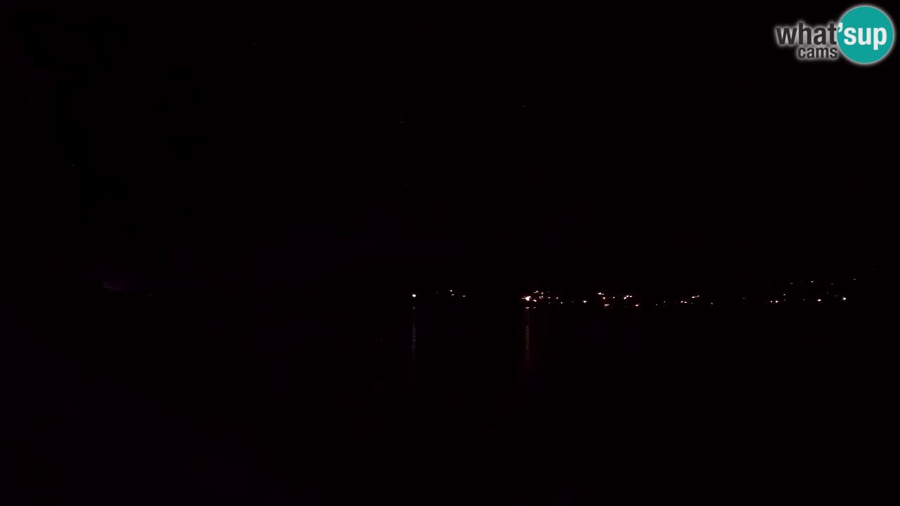 Korčula spletna kamera v živo – Tri Žala pogled na Pelješac