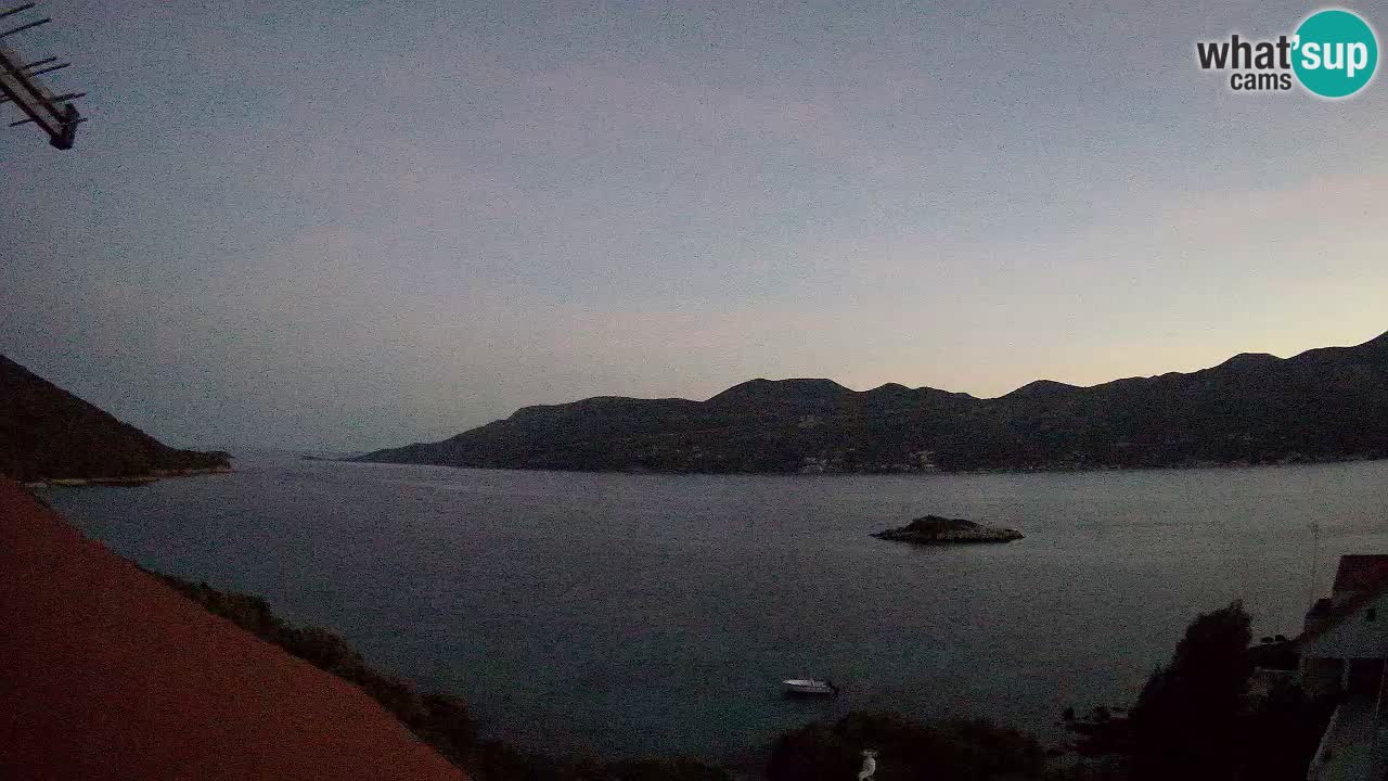 Korčula live webcam – Tri Žala panorama verso Pelješac