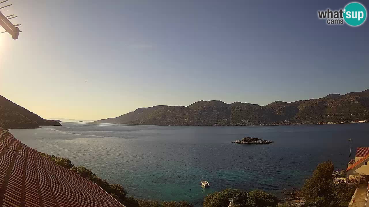 Live Korčula webcam – Tri Žala