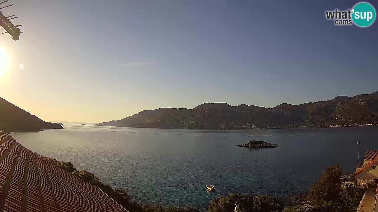 Live Korčula webcam – Tri Žala