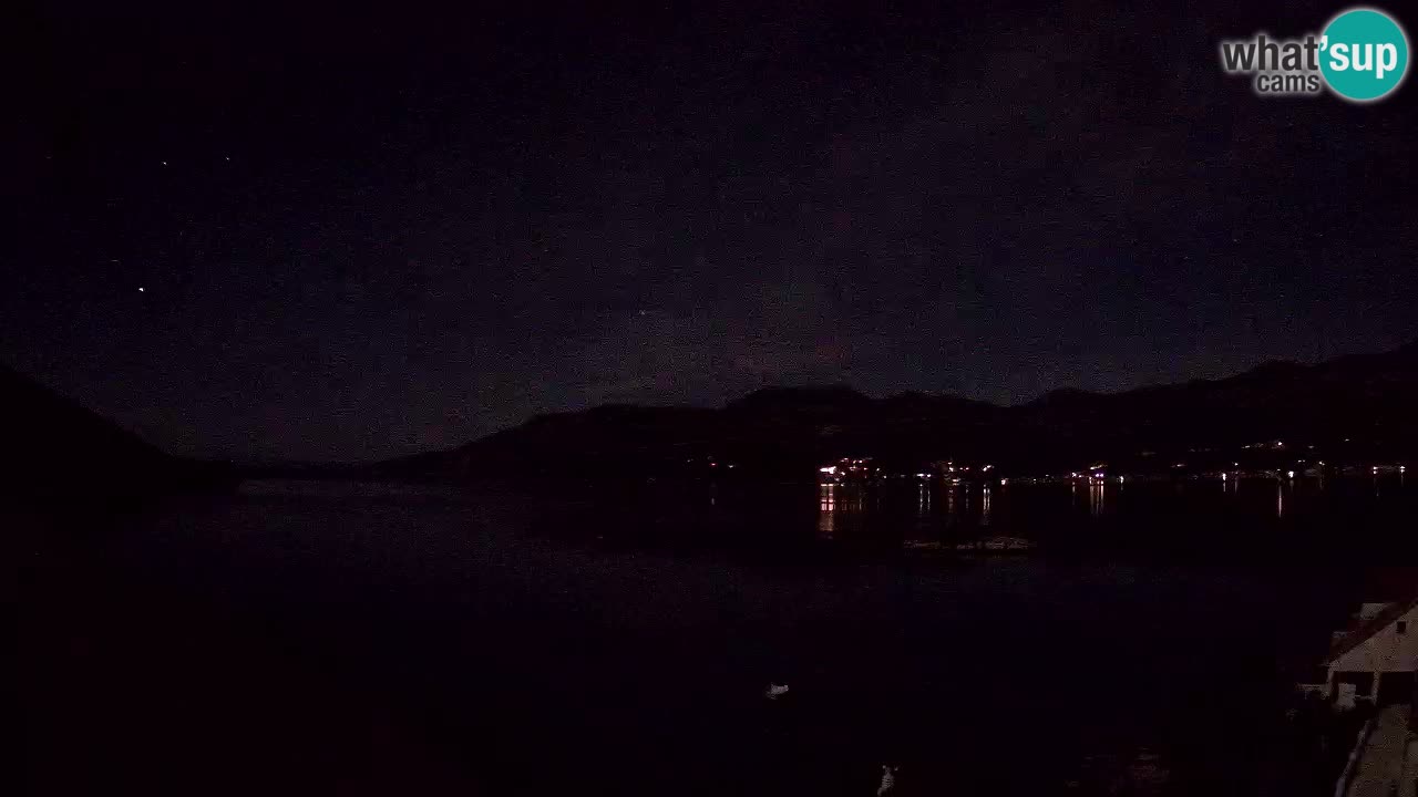 Korčula spletna kamera v živo – Tri Žala pogled na Pelješac