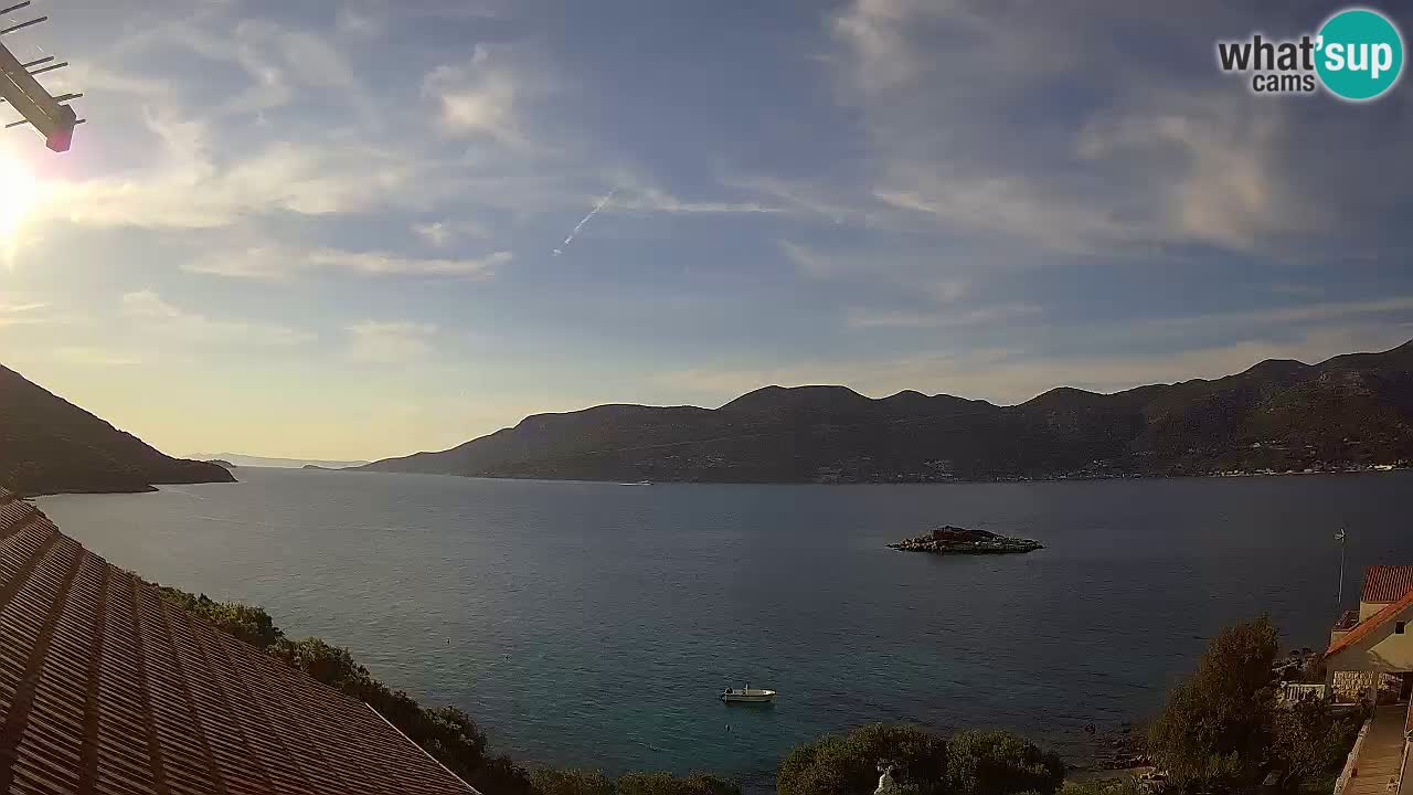 Live Korčula webcam – Tri Žala