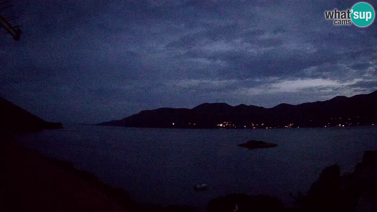 Live Korčula webcam – Tri Žala
