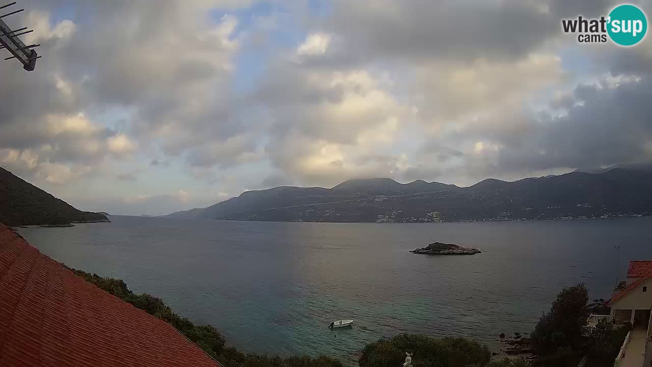Live Korčula webcam – Tri Žala