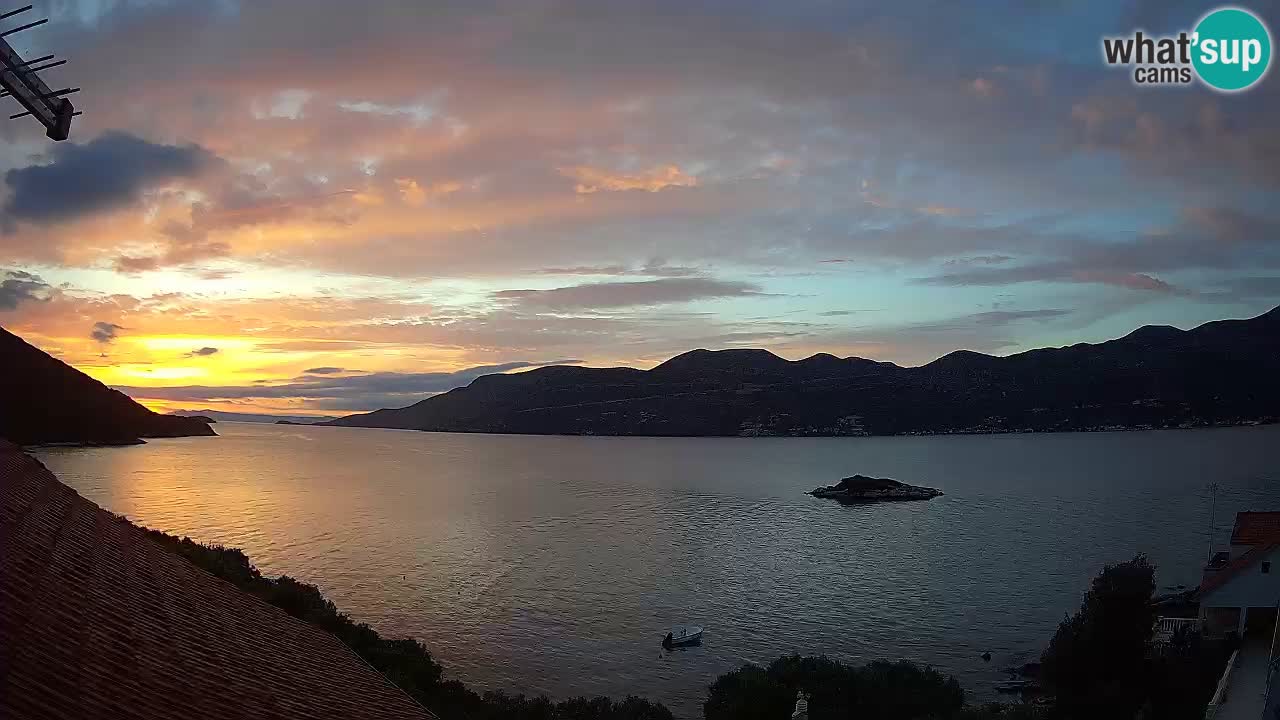 Korčula live webcam – Tri Žala panorama verso Pelješac