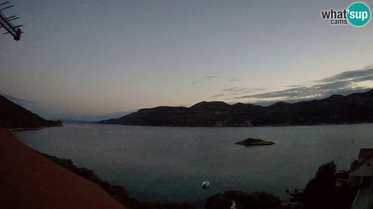 Korčula live webcam – Tri Žala panorama verso Pelješac