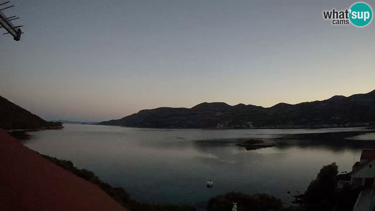 Live Korčula webcam – Tri Žala