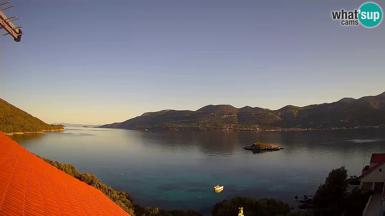 Live Korčula webcam – Tri Žala