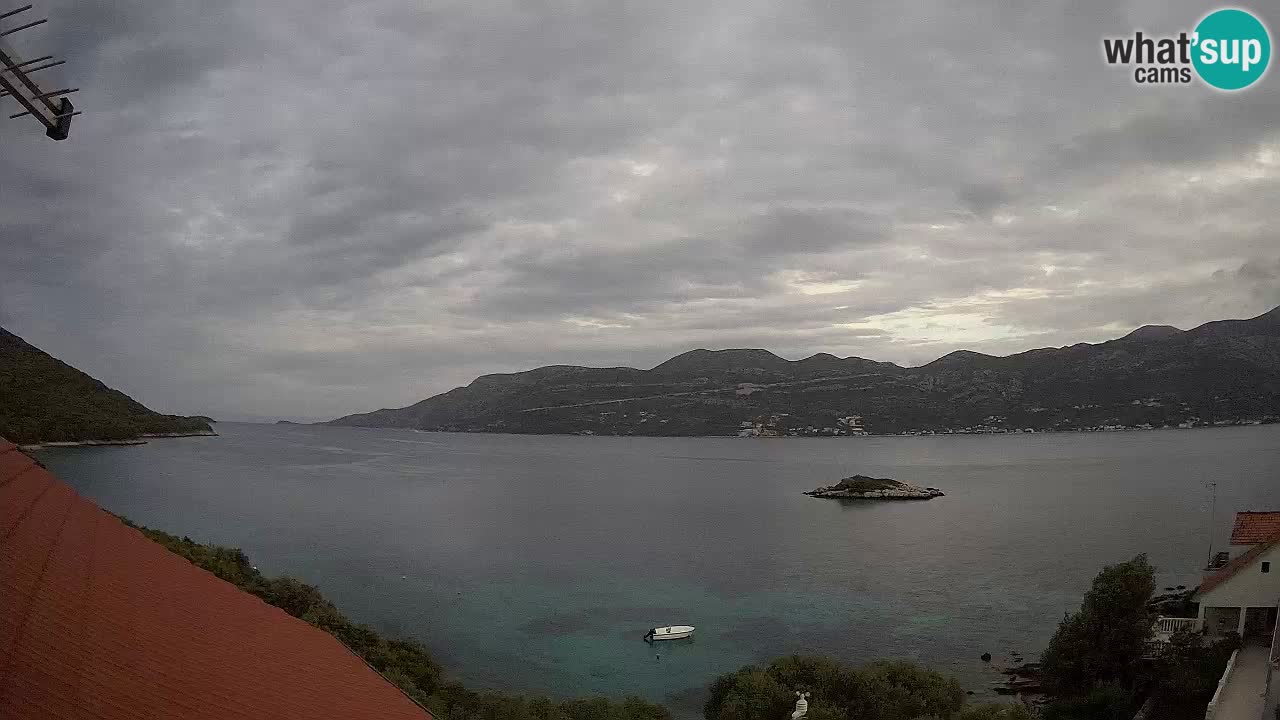 Live Korčula webcam – Tri Žala