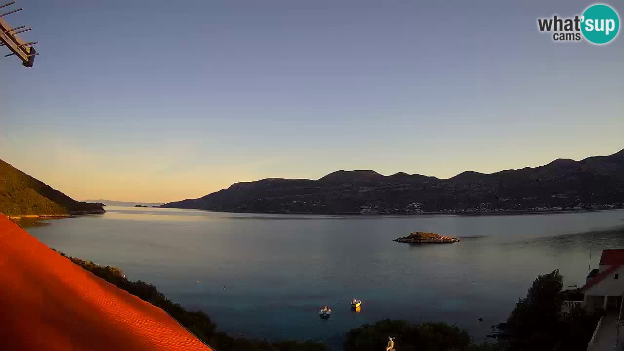 Korčula live webcam – Tri Žala panorama verso Pelješac