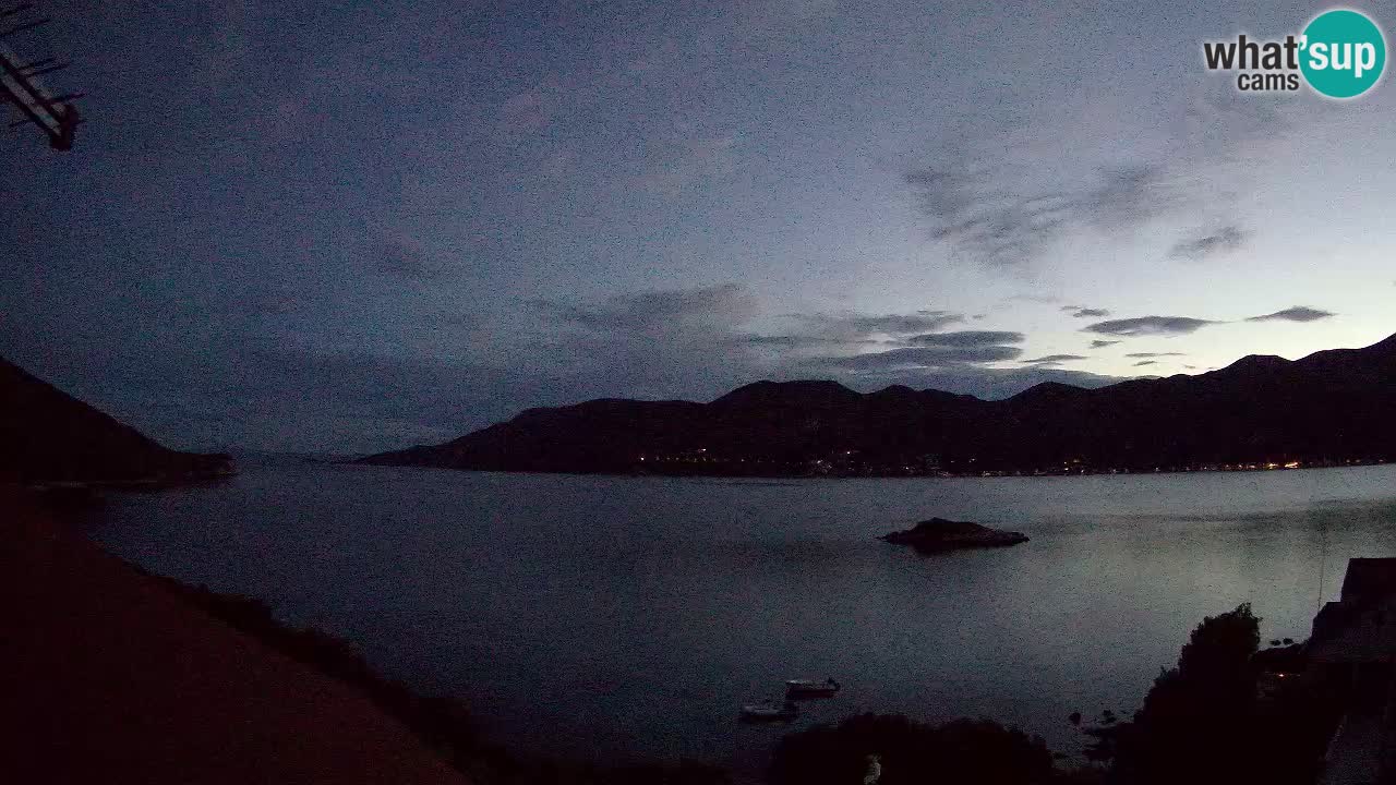 Live Korčula webcam – Tri Žala