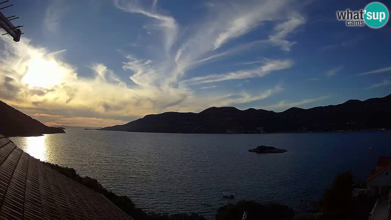 Live Korčula webcam – Tri Žala