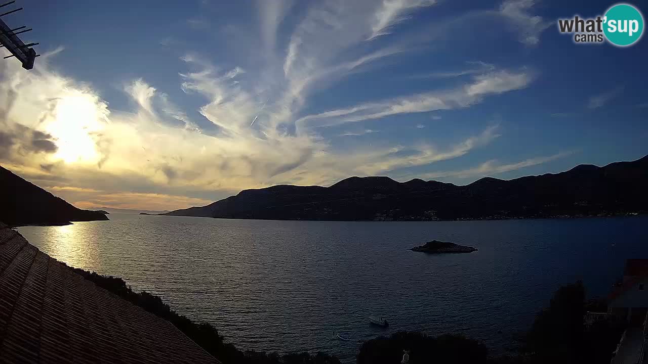 Live Korčula webcam – Tri Žala