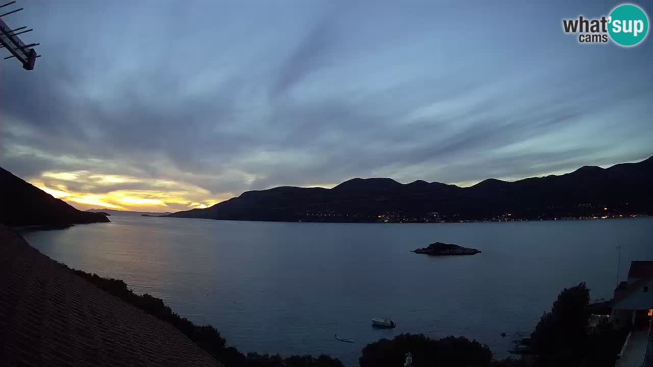 Live Korčula webcam – Tri Žala