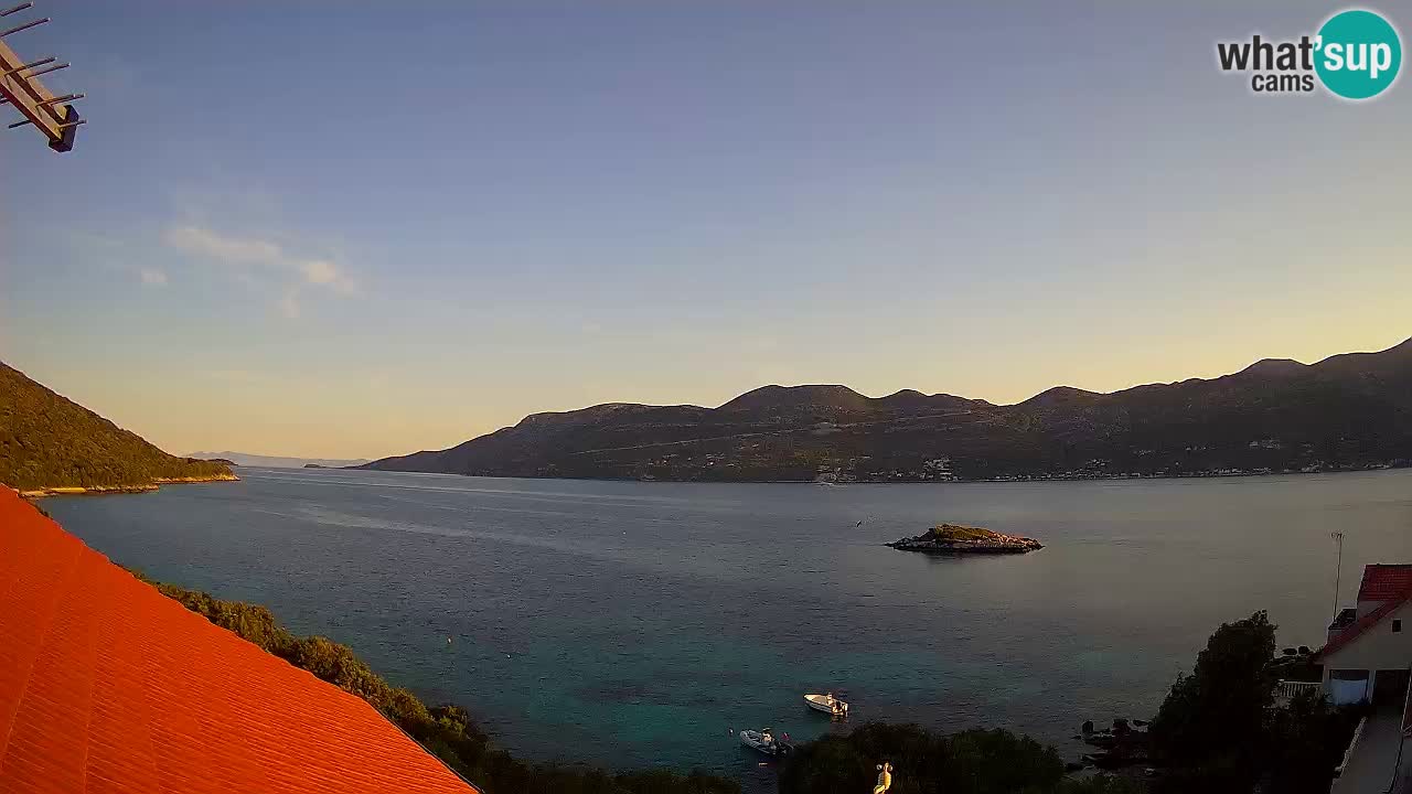 Live Korčula webcam – Tri Žala