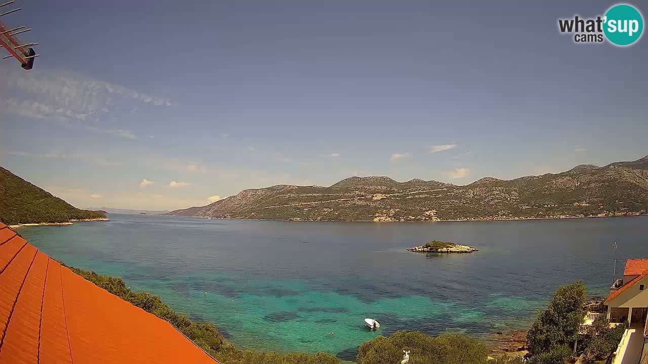 Korčula spletna kamera v živo – Tri Žala pogled na Pelješac