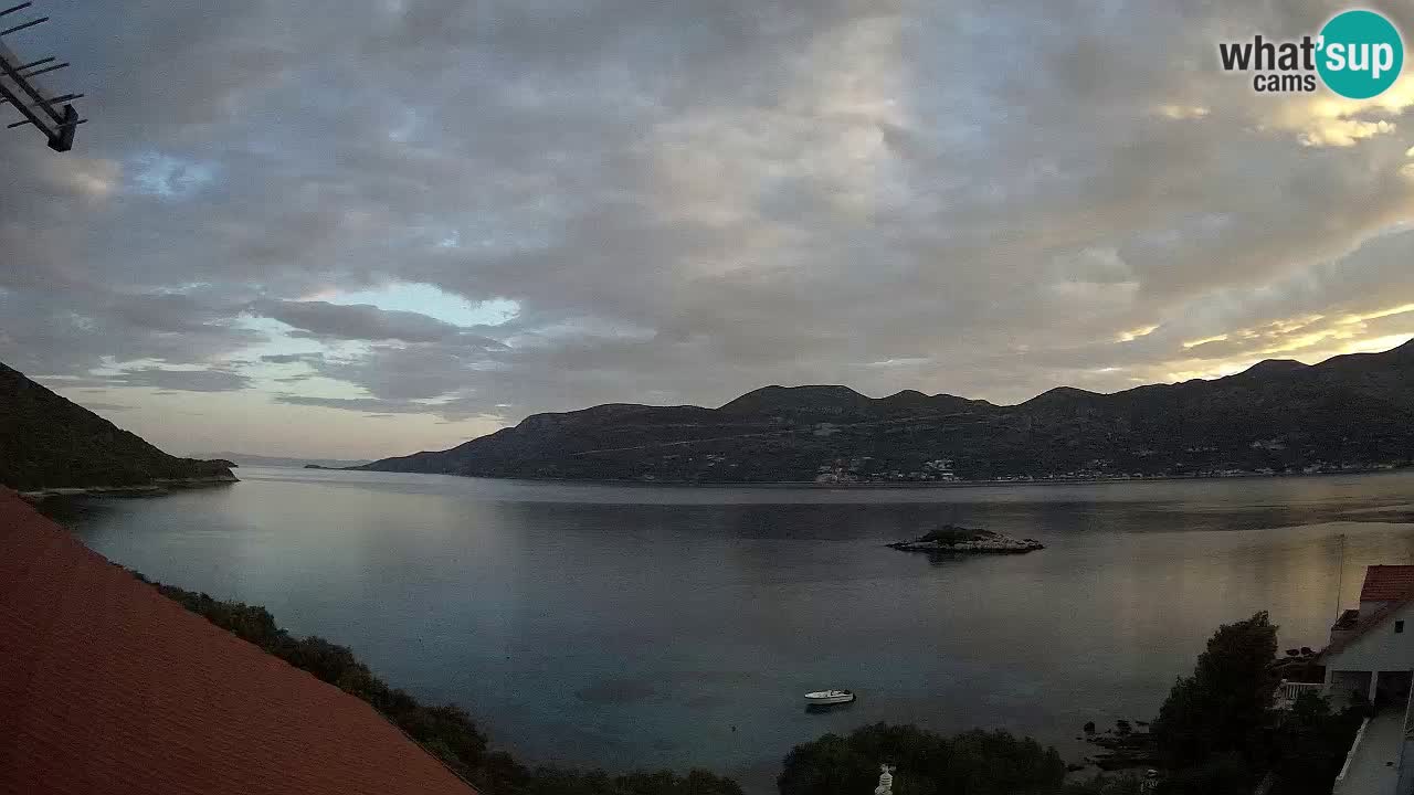 Live Korčula webcam – Tri Žala