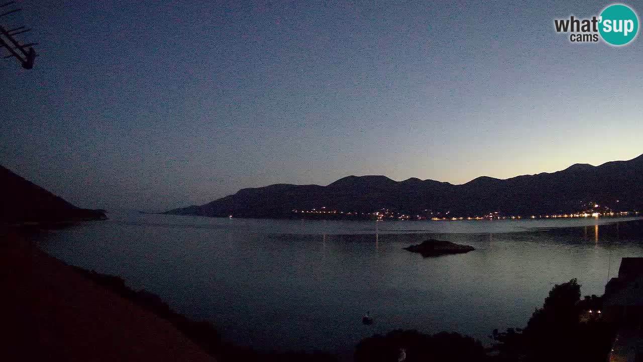 Korčula live webcam – Tri Žala panorama verso Pelješac