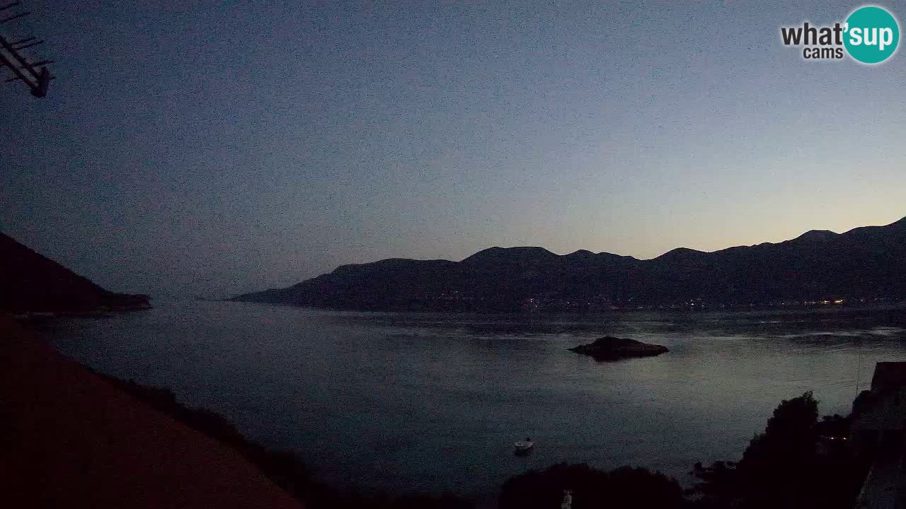 Live Korčula webcam – Tri Žala