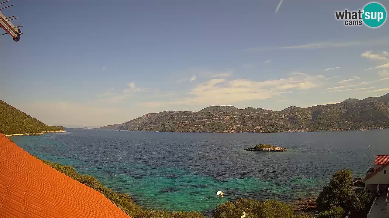 Korčula spletna kamera v živo – Tri Žala pogled na Pelješac
