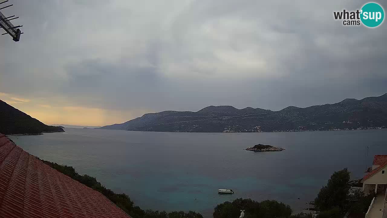 Live Korčula webcam – Tri Žala