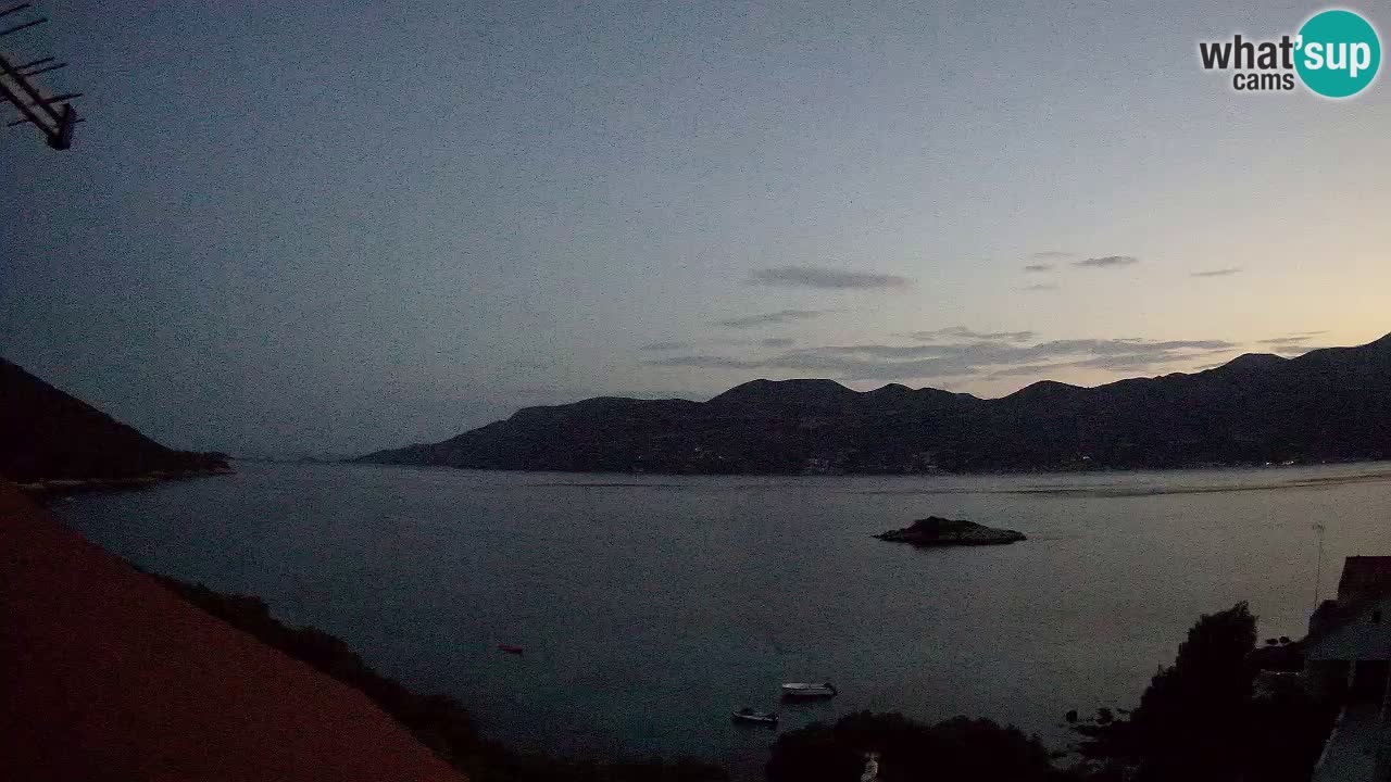 Live Korčula webcam – Tri Žala