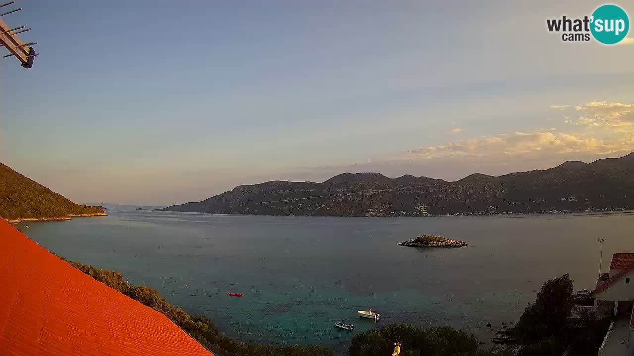 Live Korčula webcam – Tri Žala