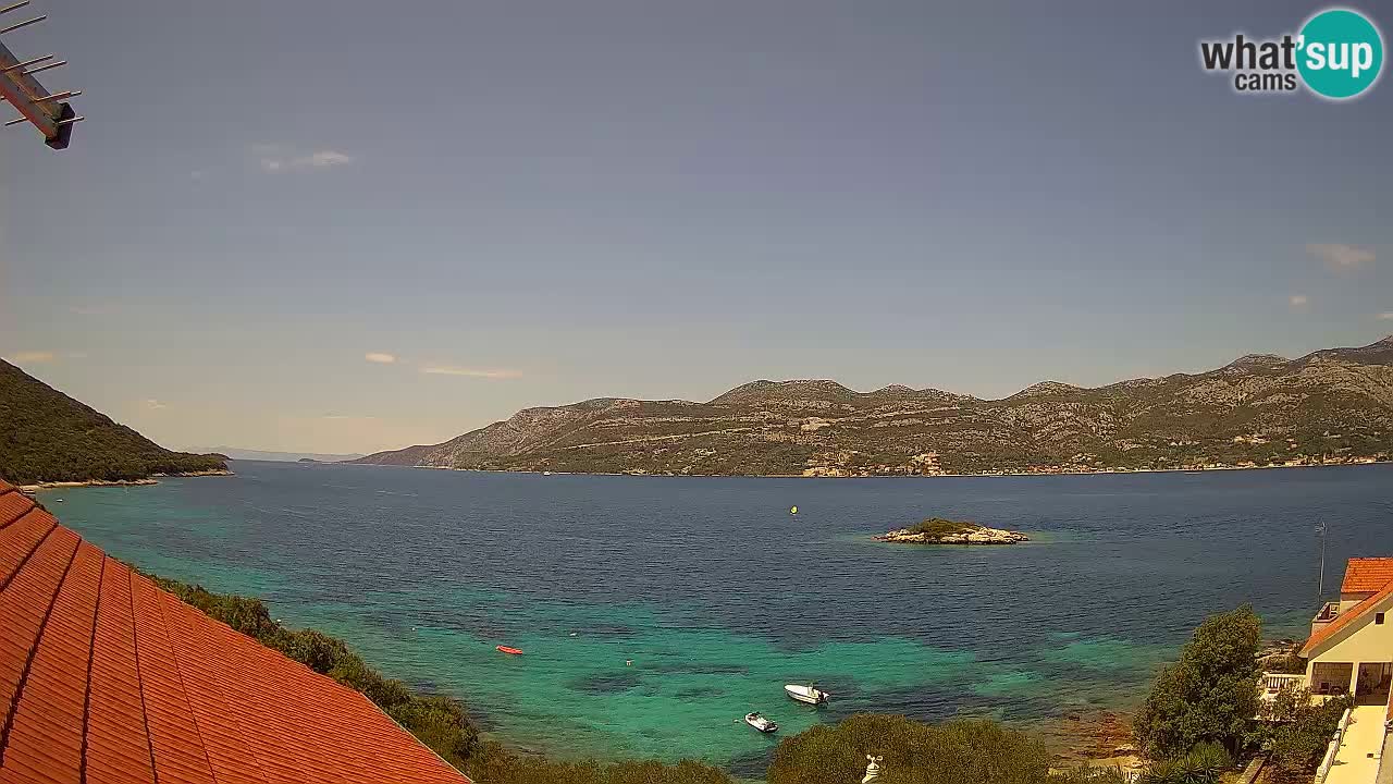 Korčula spletna kamera v živo – Tri Žala pogled na Pelješac